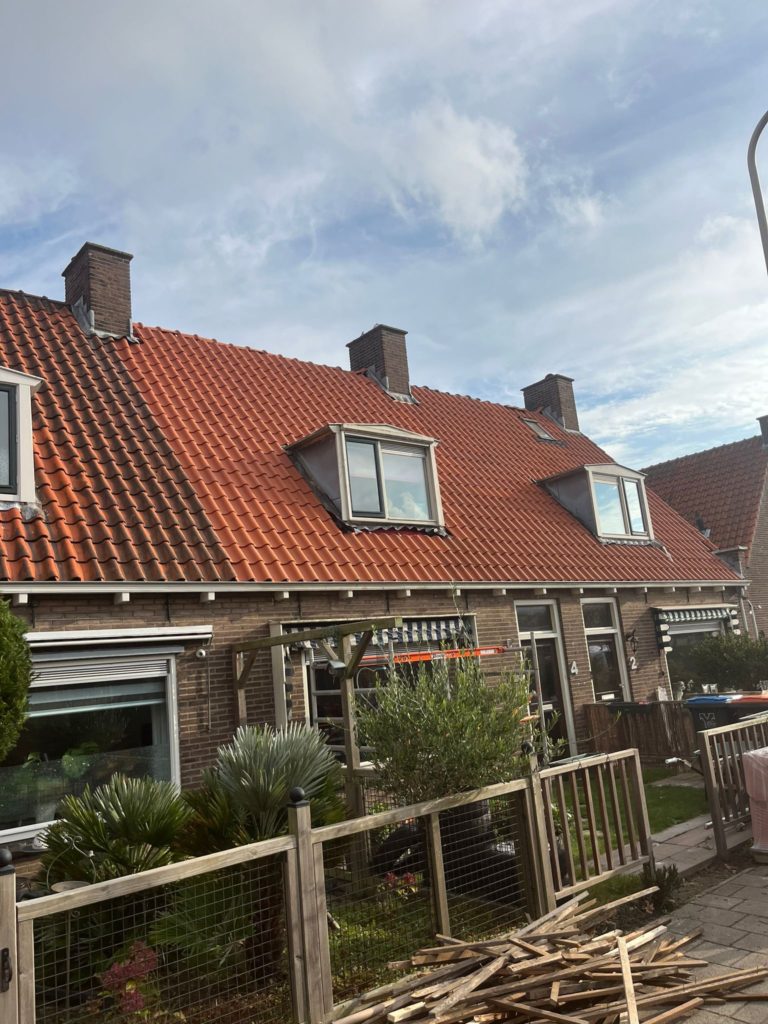 Dakrenovatie dakpannen dak